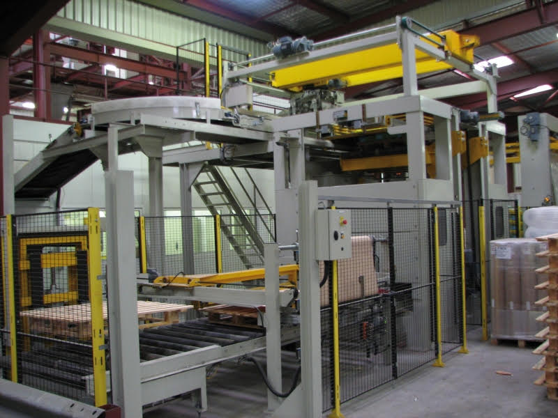 Bag pallet loader
